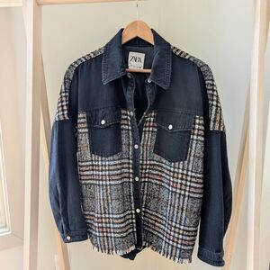 Zara Denim Plaid Fringe Hem Snap Button-Front Collared Shirt Jacket In Black